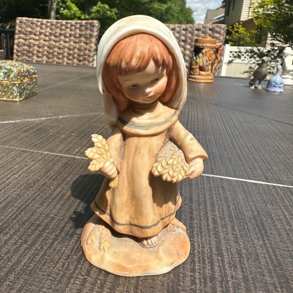 1980 Enesco " RUTH " with WHEAT /Little Bible Friends by LUCAS /FIGURINE E-4872 - Picture 1 of 6